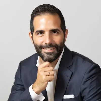 Manuel Macias - Koax Legal