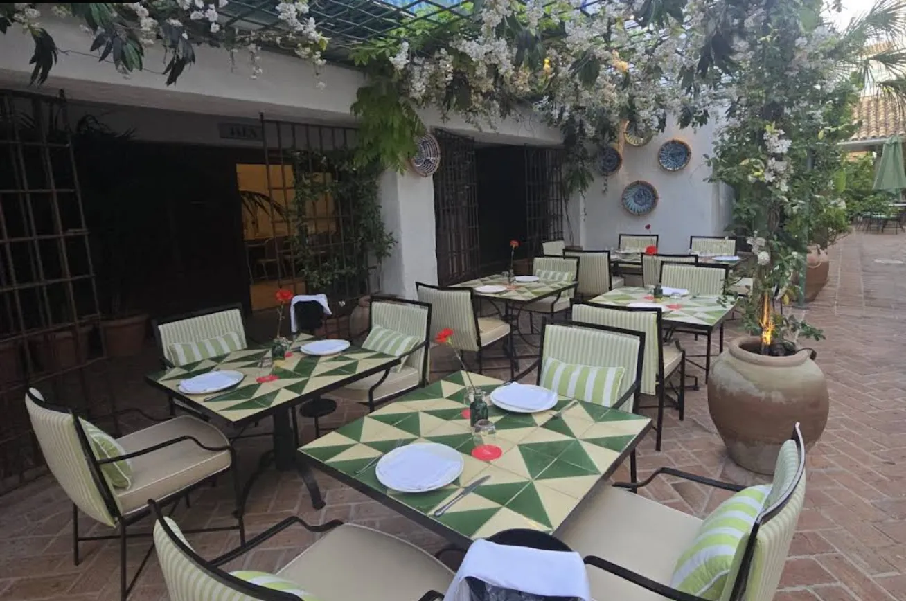 El Pimpi Marbella · Restaurant